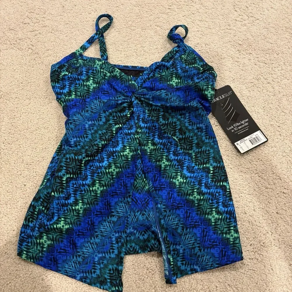NWT Miraclesuit Tankini Top Ocean Ombre Love knot Women Size 8 blue Swimsuit